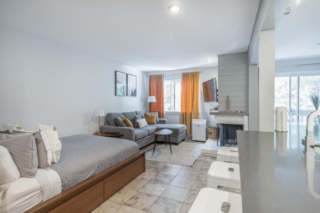 Updated Whistler Creek Studio With Parking Bagian luar foto